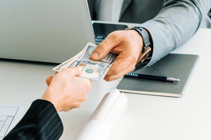 Posiadamy biura pomocy przy udzielaniu kredytu - zdjęcie 1