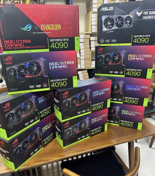 GeForce RTX 4090 , RTX 4080 Super,  RTX 4080,  RTX 4070 Ti Super - zdjęcie 1