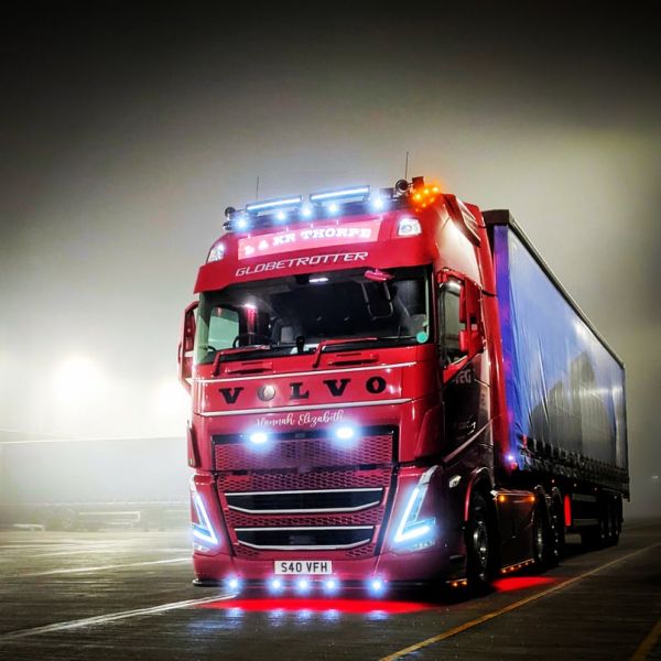 Zatrudnię kierowcę kat C+E  na firankę - zdjęcie 1