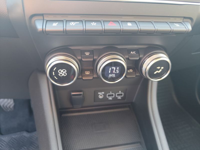 Renault Captur sprzedam - zdjęcie 9