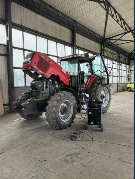 Naprawa serwis ciągników oraz maszyn rolniczych  - zdjęcie 1