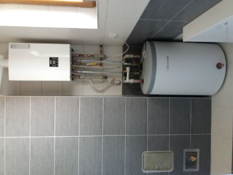 Dom jednorodzinny, budynek gospodarczy 20 arów działka - zdjęcie 3