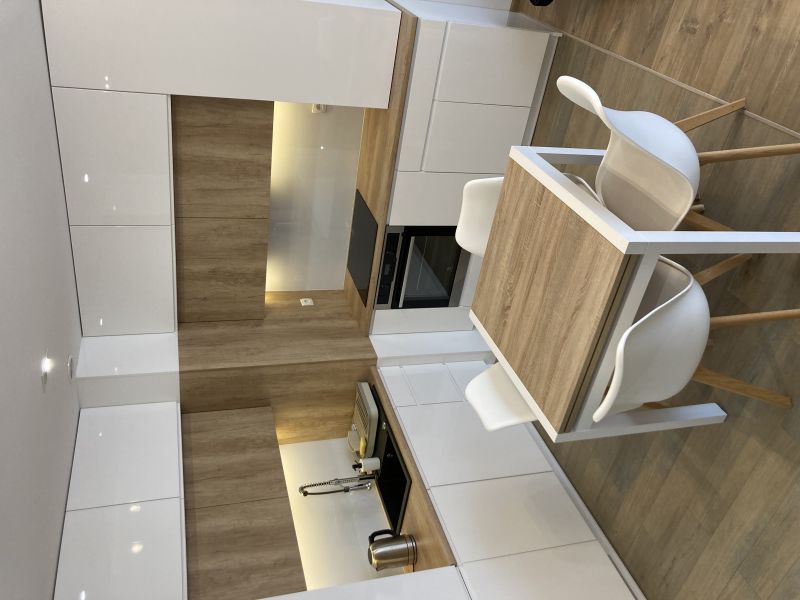 Mieszkanie 2-pokojowe dwustronne 2 piętro z garderobą w apartamentowcu - zdjęcie 2