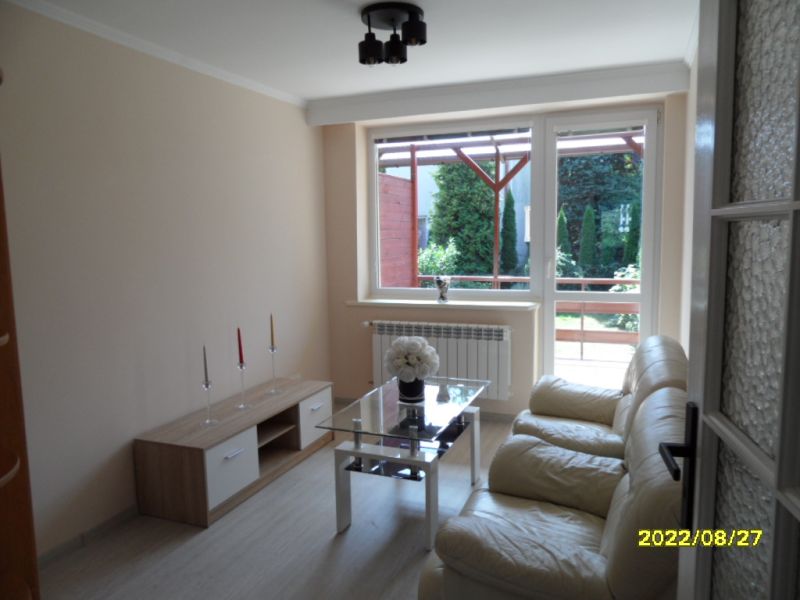 Do wynajęcia trzypokojowe wyposażone 65 m2 z ogródkiem w Przemyślu. - zdjęcie 1