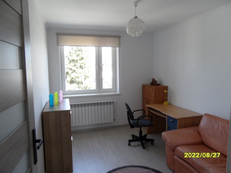 Do wynajęcia trzypokojowe wyposażone 65 m2 z ogródkiem w Przemyślu. - zdjęcie 3