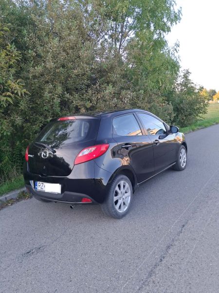 Mazda 2 , II generacja  - zdjęcie 4