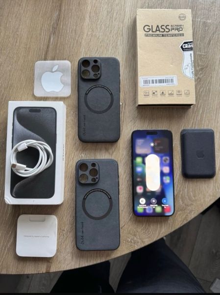 iPhone 15 pro max Na sprzedaż - zdjęcie 4