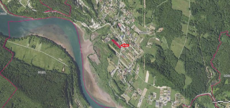 Uzbrojona działka w centrum Bóbrki obok Soliny, idealna pod parking! - zdjęcie 10