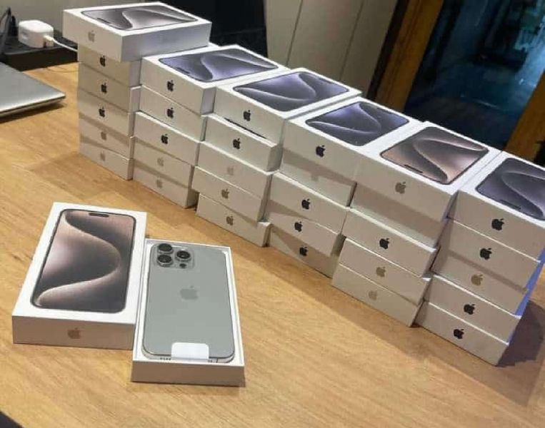 Apple iPhone 15 Pro .... 700 EUR i iPhone 15 Pro Max 256GB ....800 EUR - zdjęcie 1