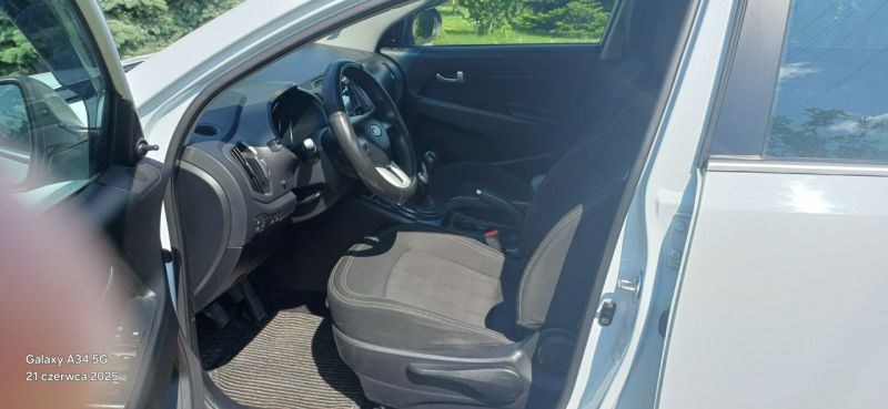 Sprzedam samochód Kia Sportage  1,6 GDi 135 KM z 2011 r.  - zdjęcie 8