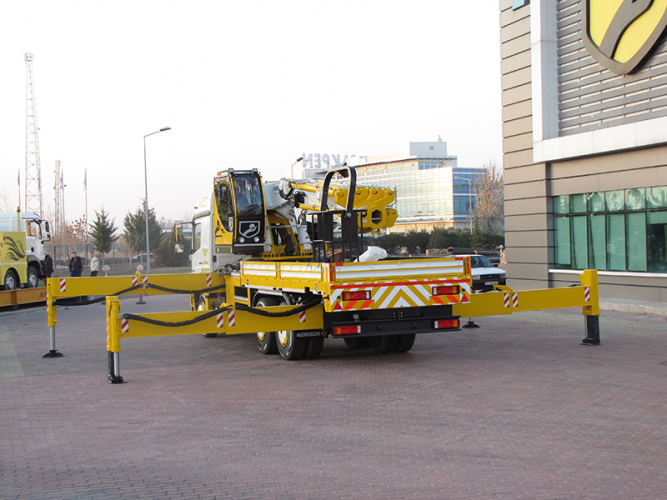 Dźwig mobilny Hidrokon HK 90 L6 - zdjęcie 1