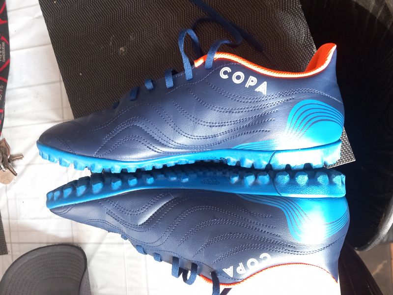 Sprzedam Nowe, oryginalne korki marki  ADIDAS - zdjęcie 4