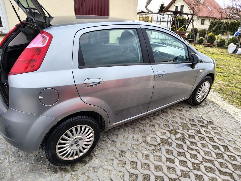 Fiat Grande Punto - zdjęcie 10