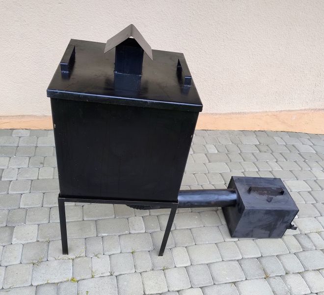 Sprzedam wędzarnię ogrodową - zdjęcie 1