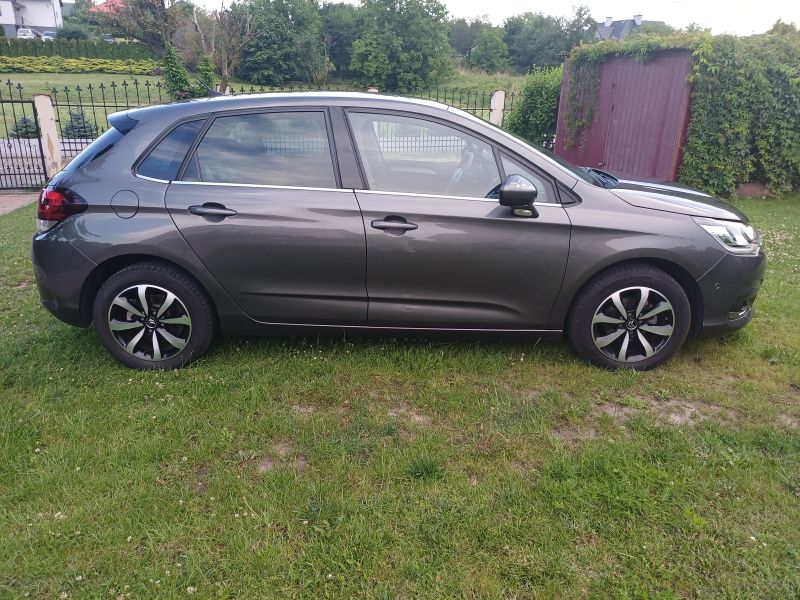 Sprzedam Citroen C4 z 2018 r. 22.000 tyś km. - zdjęcie 3