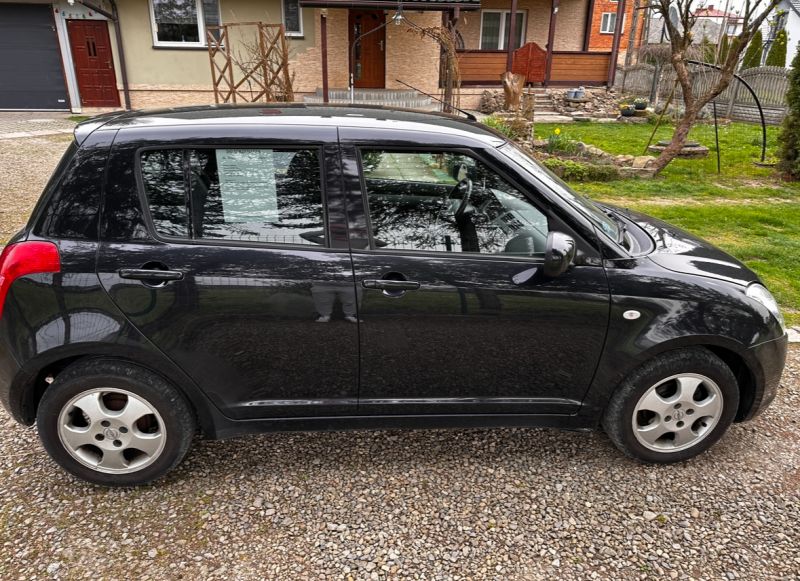 Suzuki Swift MK6 1.3 92KM 16V DOHC stan DB Alufelgi PT 01/25 243kkm - zdjęcie 5