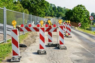 Oferuję sprzedaż i wynajem ogrodzeń barierek.