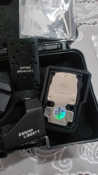 Nowy Kolimator Swampfox Liberty kompletny zestaw  - zdjęcie 3