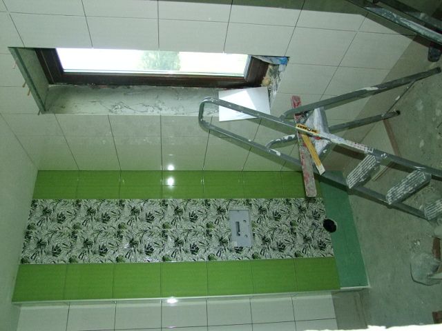 Układanie płytek - kuchnie, salony, łazienki, hale produkcyjne - zdjęcie 4