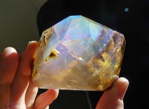 κρύσταλλοι Λίλιαν Σίμου astrolife