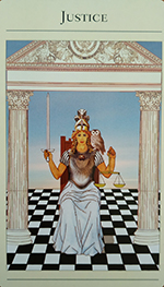 ΥΔΡΟΧΟΟΣ κάρτα Η ΔΙΚΑΙΟΣΥΝΗ Κάποιες δοκιμασίες , ίσως νομικά ζητήματα , κληρονομικά , αλλά και ανάγκη για γρήγορες και σταθερές αποφάσεις , μπορεί να προκύψουν τις ημέρες αυτές. Πρέπει να έχετε αντοχή και υπομονή για να βρείτε τις ισορροπίες όπου αυτό είναι χρήσιμο. Η λογική πρέπει να είναι οδηγός και όχι τόσο το συναίσθημα για να απορρίψετε καταστάσεις που δεν είναι σωστές για εσάς και να έχετε τα επιθυμητά αποτελέσματα. Βελτιώστε τις δημιουργικές σας ικανότητες και θα έχετε αποδοχή και ίσως δημόσια αναγνώριση. Οι προηγούμενες εμπειρίες, πρέπει να σας καθοδηγούν για να μην κάνετε τα ίδια λάθη σε όποιο τομέα της ζωής σας χρειάζεται αυτή την περίοδο, φερθείτε έντιμα και μη ξεχνάτε το νόμο της ανταπόδοσης, όπως φερθείτε θα σας έρθει και το αντίτιμο. Επαγγελματικά, οικονομικά ίσως πρέπει να γίνουν δίκαιες διαπραγματεύσεις , συμφωνίες , συμβόλαια, συμβάσεις τόσο στην εργασία , όσο και στα οικονομικά σε σχέση με τράπεζες , οργανισμούς, συνεταίρους ή περιουσιακά, με θετικό ή αρνητικό τρόπο. Για τα αισθηματικά με τη θετική της δόνηση η κάρτα φέρνει σοβαρή δέσμευση, γάμο, ειλικρίνεια , εμπιστοσύνη , διαύγεια και σοβαρότητα , αρνητικά όμως μπορεί να περνάτε μια περίοδο ψυχρότητας, διαζύγιο ή σκέψεις για κάτι τέτοιο, είναι ώρα αποφάσεων για την πορεία της σχέσης ή του γάμου σας θετικά ή αρνητικά. Ιδιαίτερες οι σχέσεις και συνεργασίες με άτομα στο ζώδιο του Ζυγού.