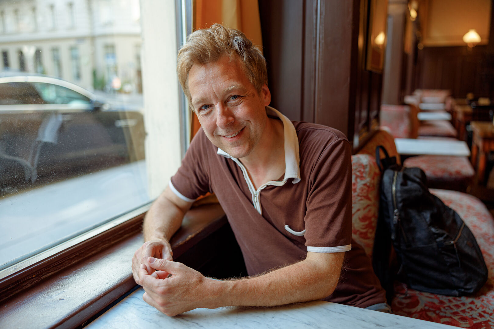 Max Mueller im Interview mit Weekend Magazin