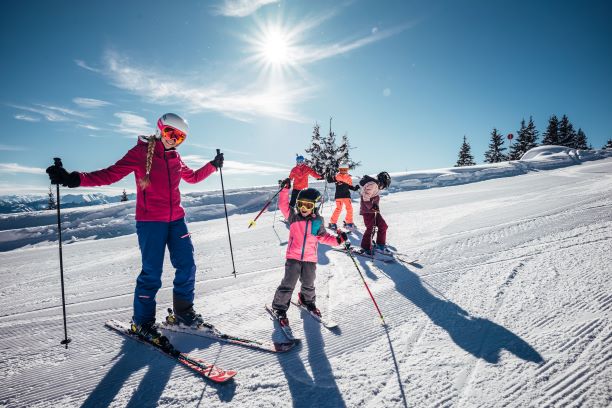 Familien-Skitag | Credit: Schmittenhöhebahn AG