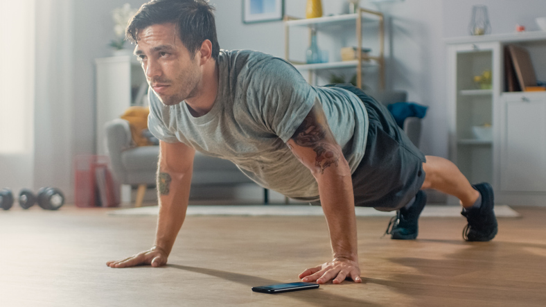 Plank-Challenge | Credit: iStock.com/gorodenkoff
