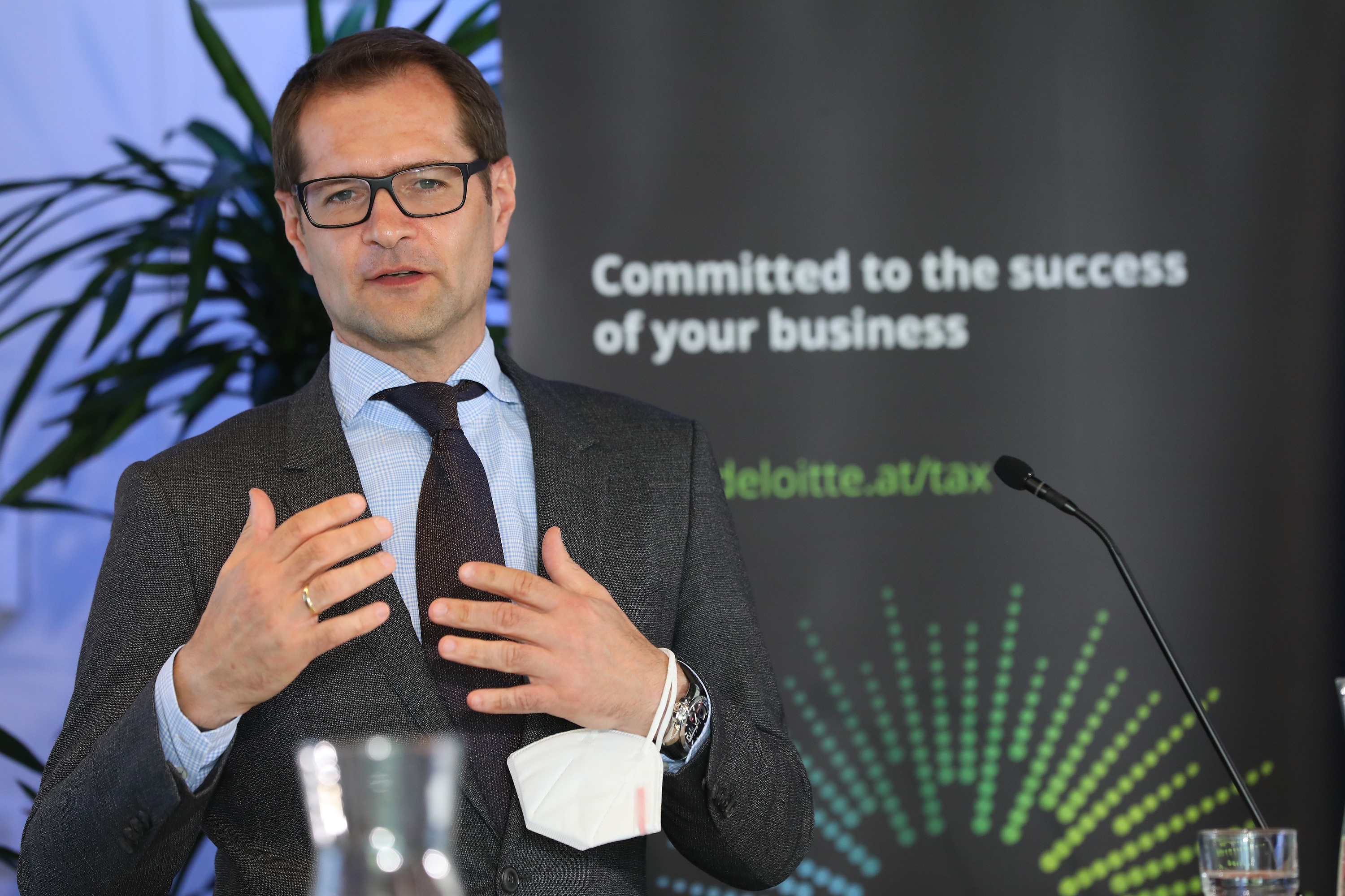 Christoph Schuh, Unternehmenssprecher APG