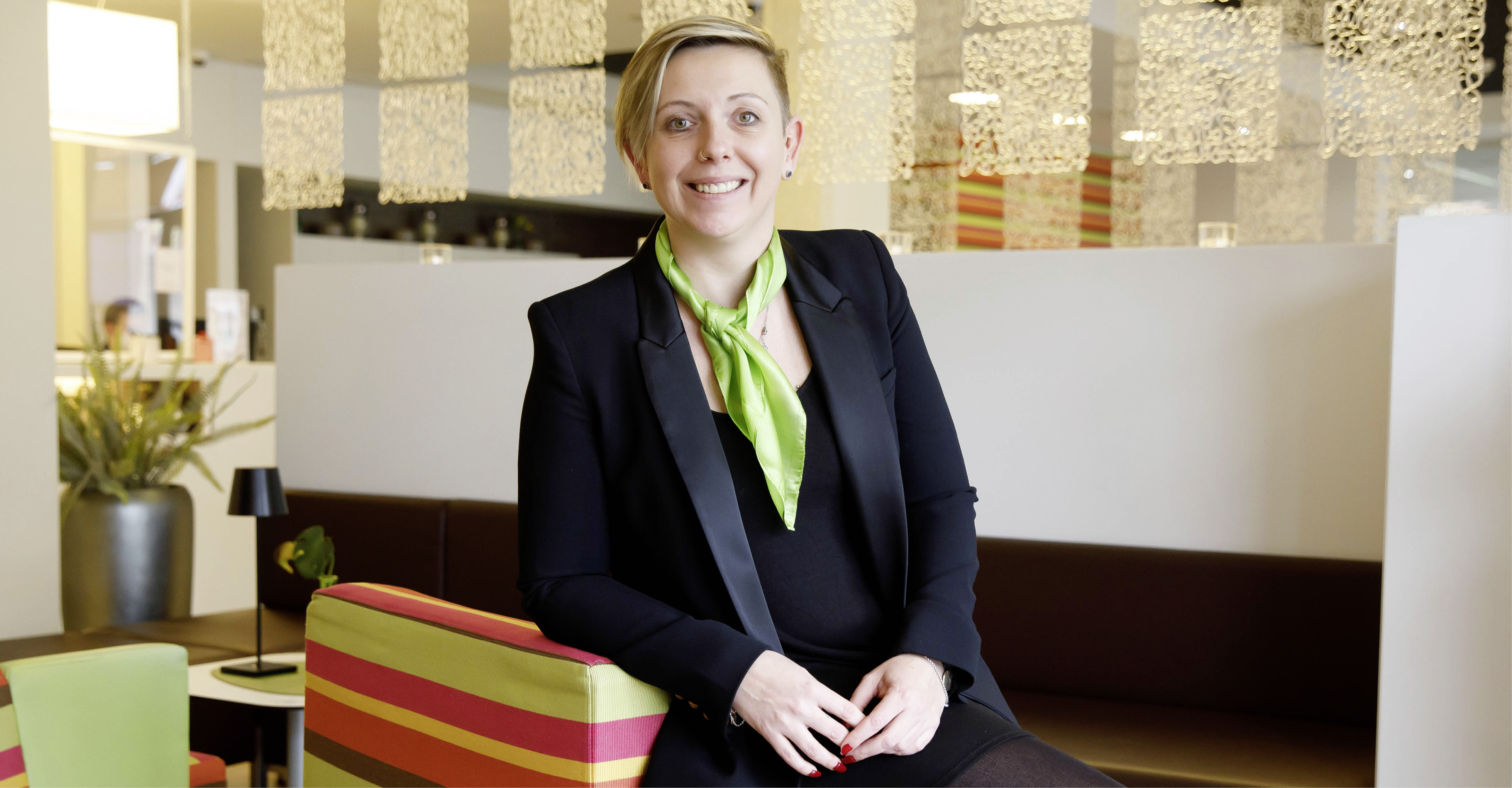 Julia Unger, Hoteldirektorin von Harry’s Home