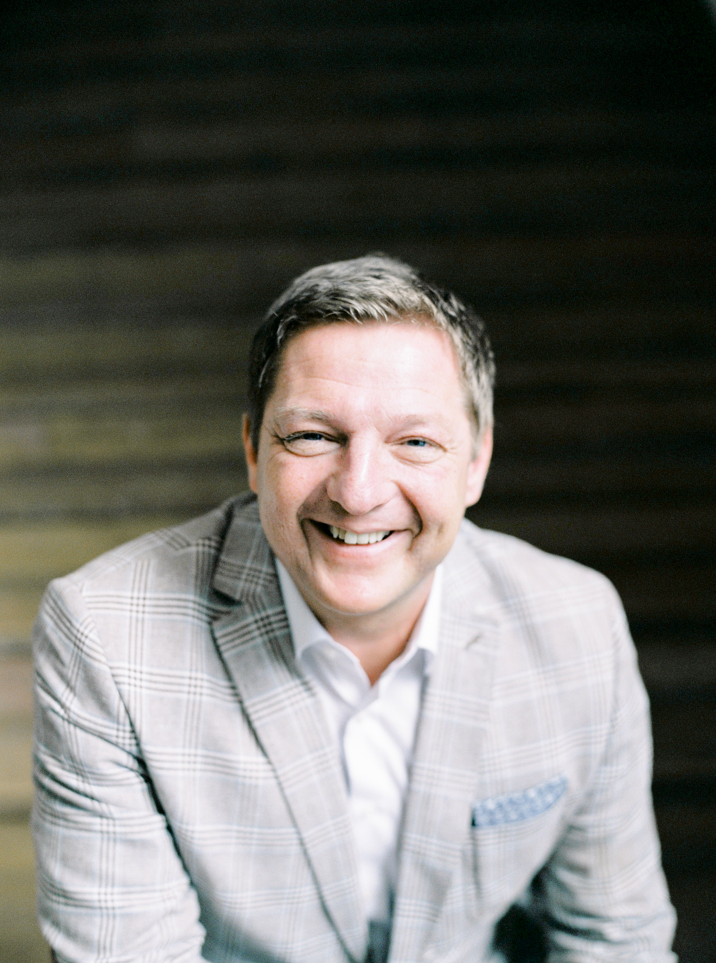 Porträt von Villachs Bürgermeister Günther Albel