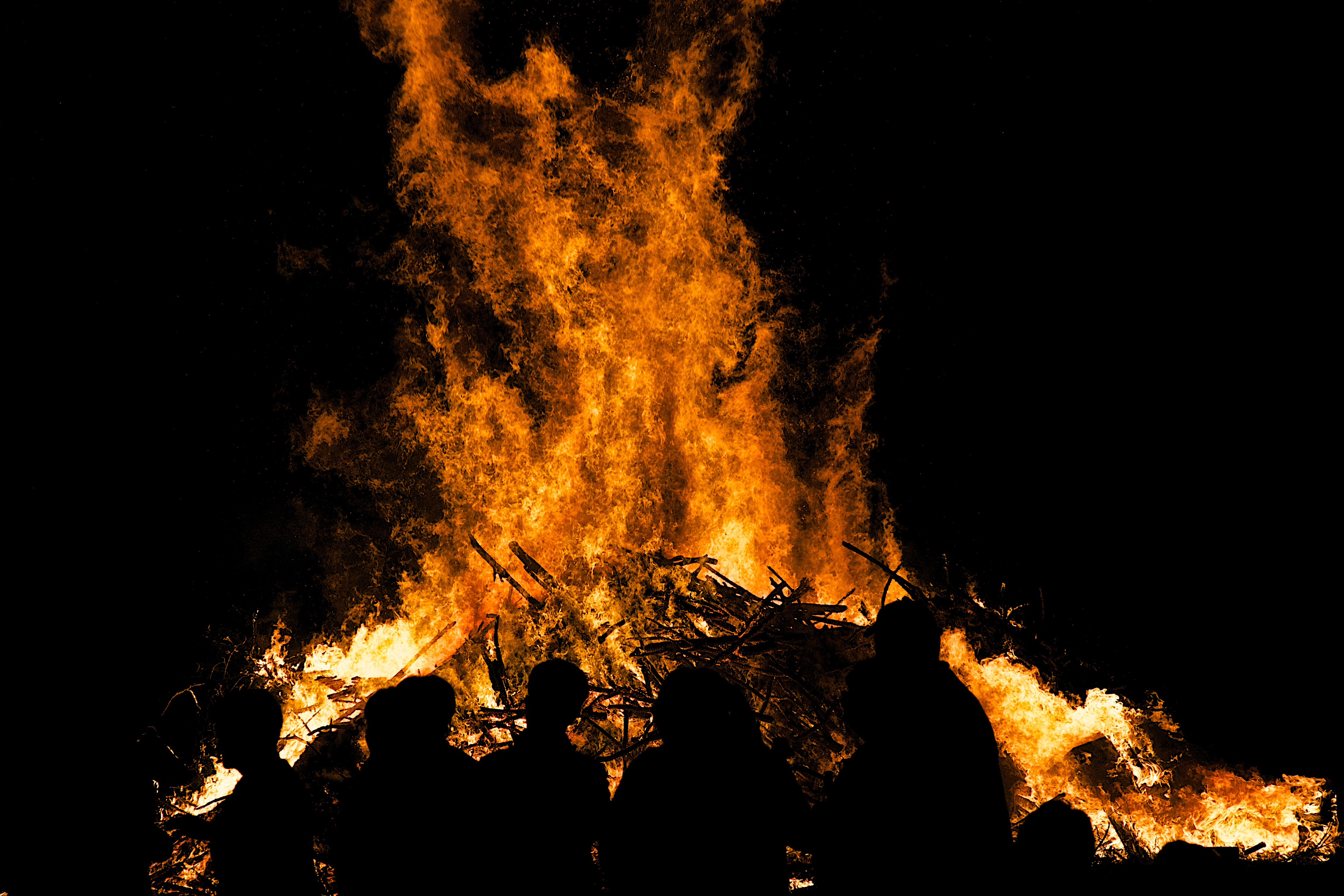 Sonnwendfeuer