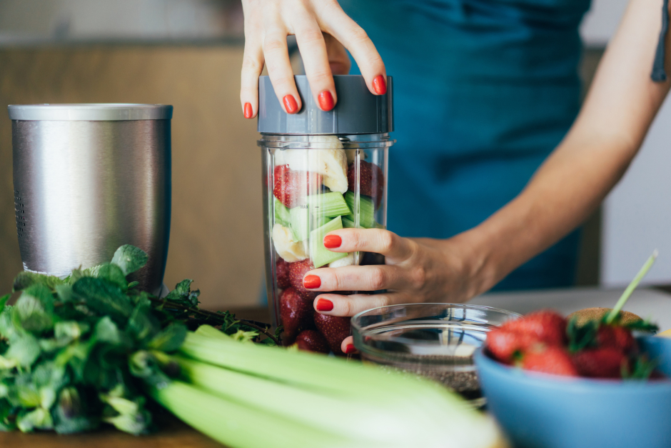 Gemüse und Obst - nicht nur gesund, sondern auch wohltuend kühlend | Credit: iStock.com/ilona titova