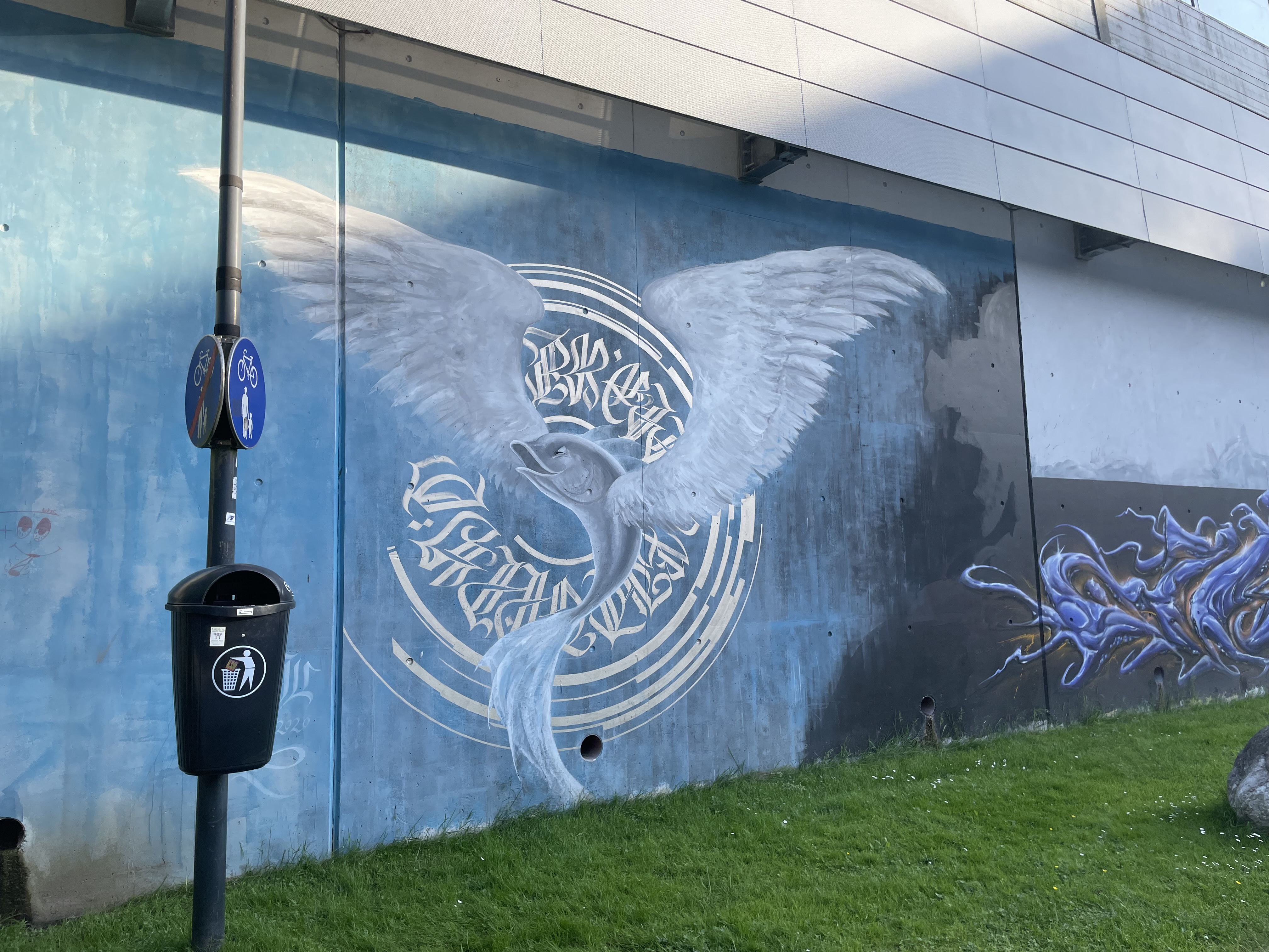 Street Art-Meile: Fisch mit Flügeln | Credit: Simone Reitmeier