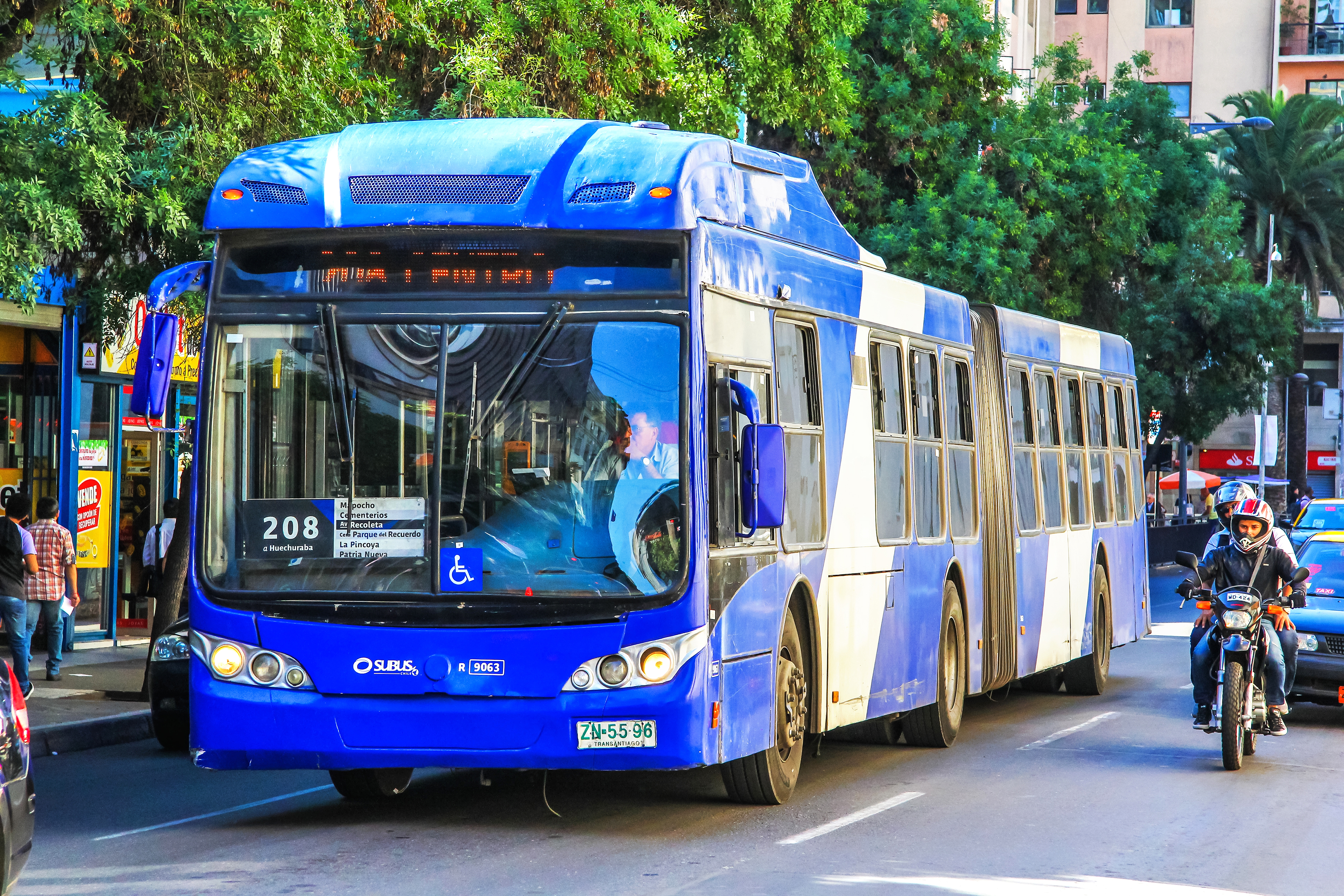 Blauer Linienbus