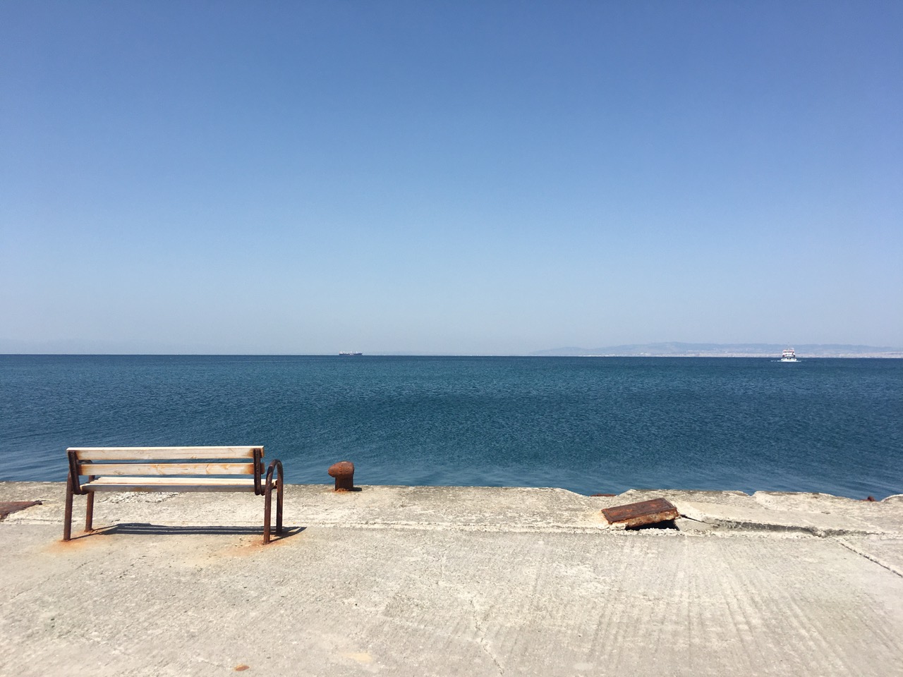 Einsame Küste in Griechenland