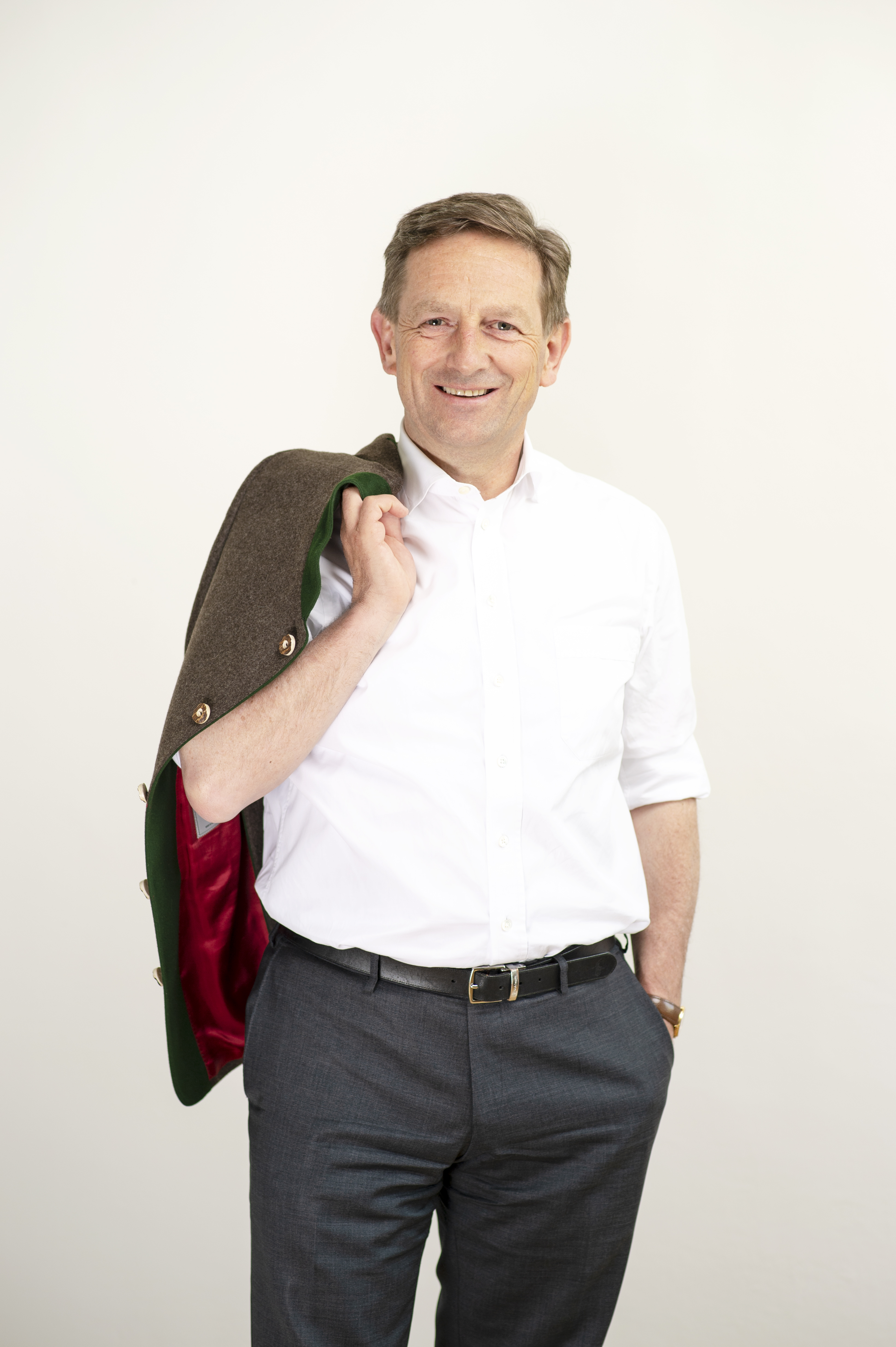 Porträt des ÖVP-Wirtschaftssprechers Christian Benger