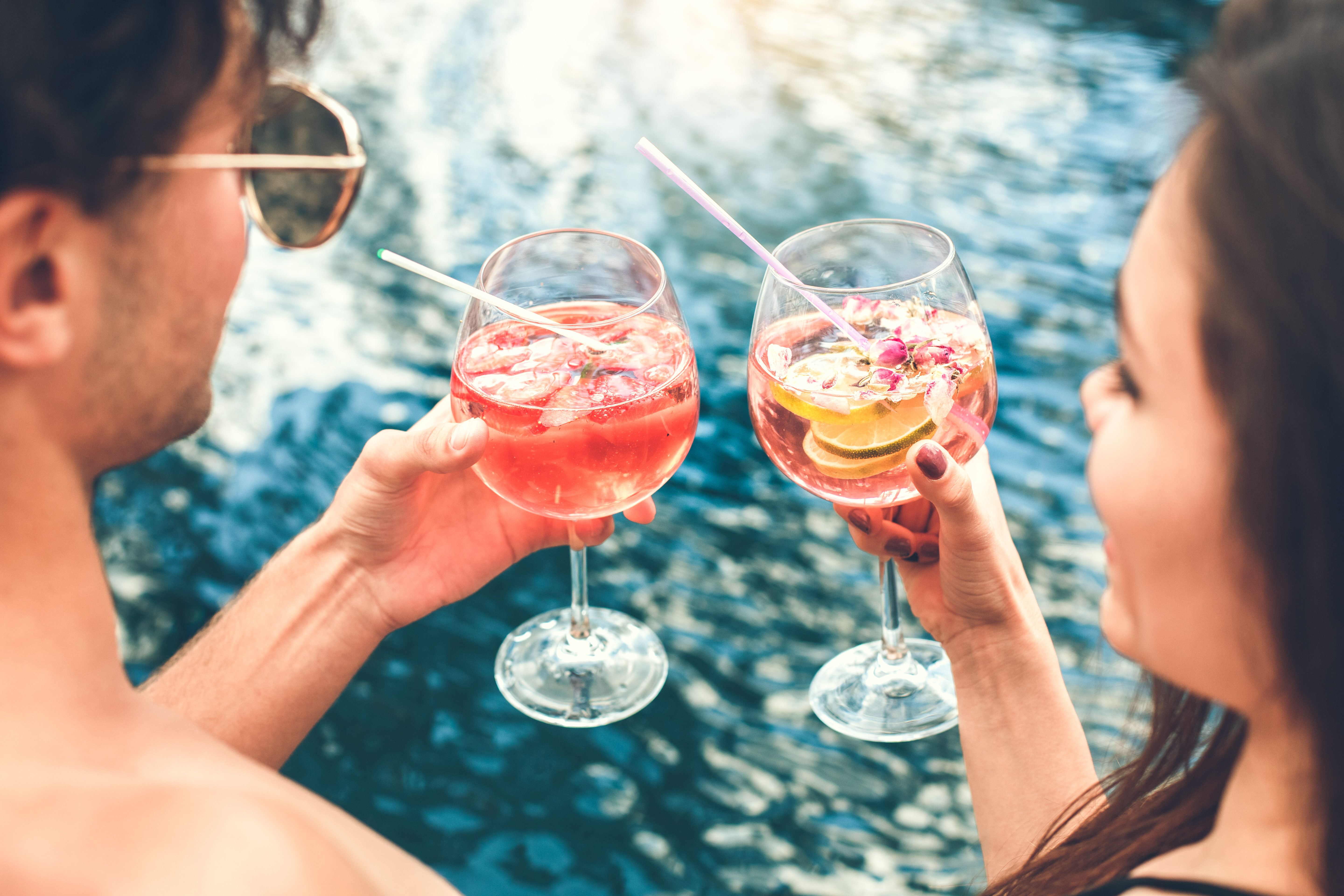 Bars am Wasser | Credit: iStock.com/Pandora Studio