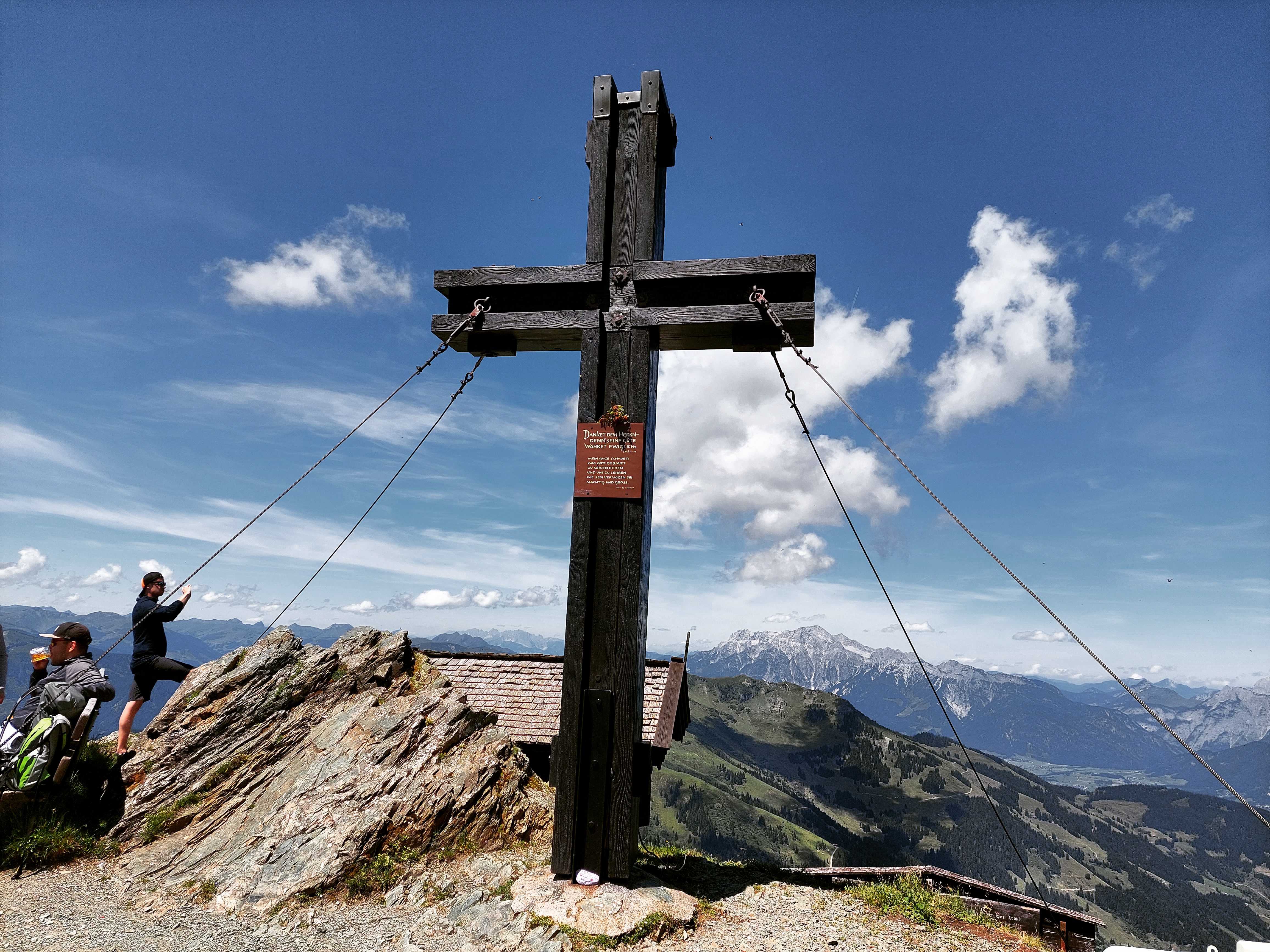 Gipfelkreuz Hundstein beim Statzerhaus | Credit: Simone Reitmeier