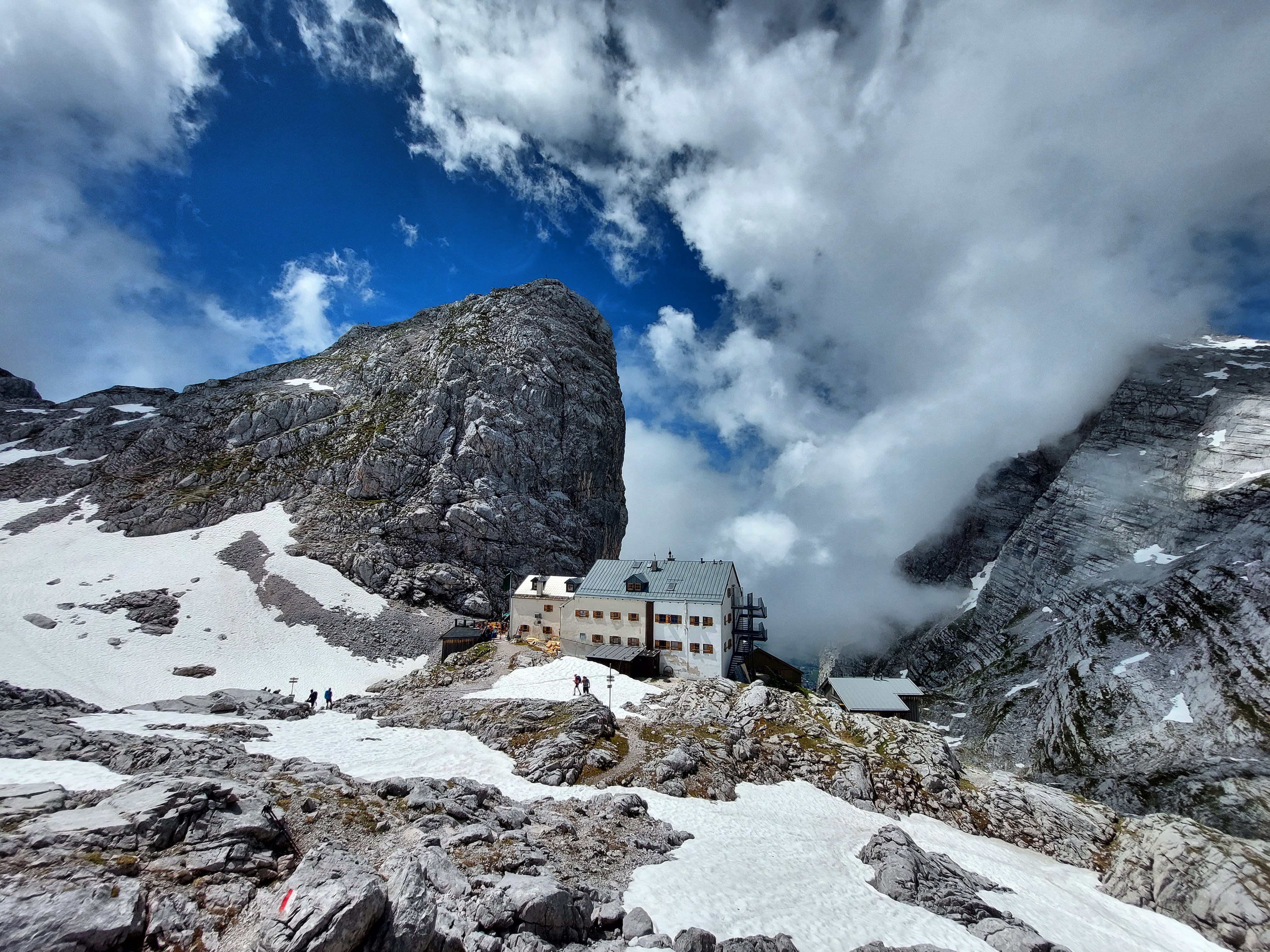 Riemannhaus &amp; Steinernes Meer | Credit: Simone Reitmeier