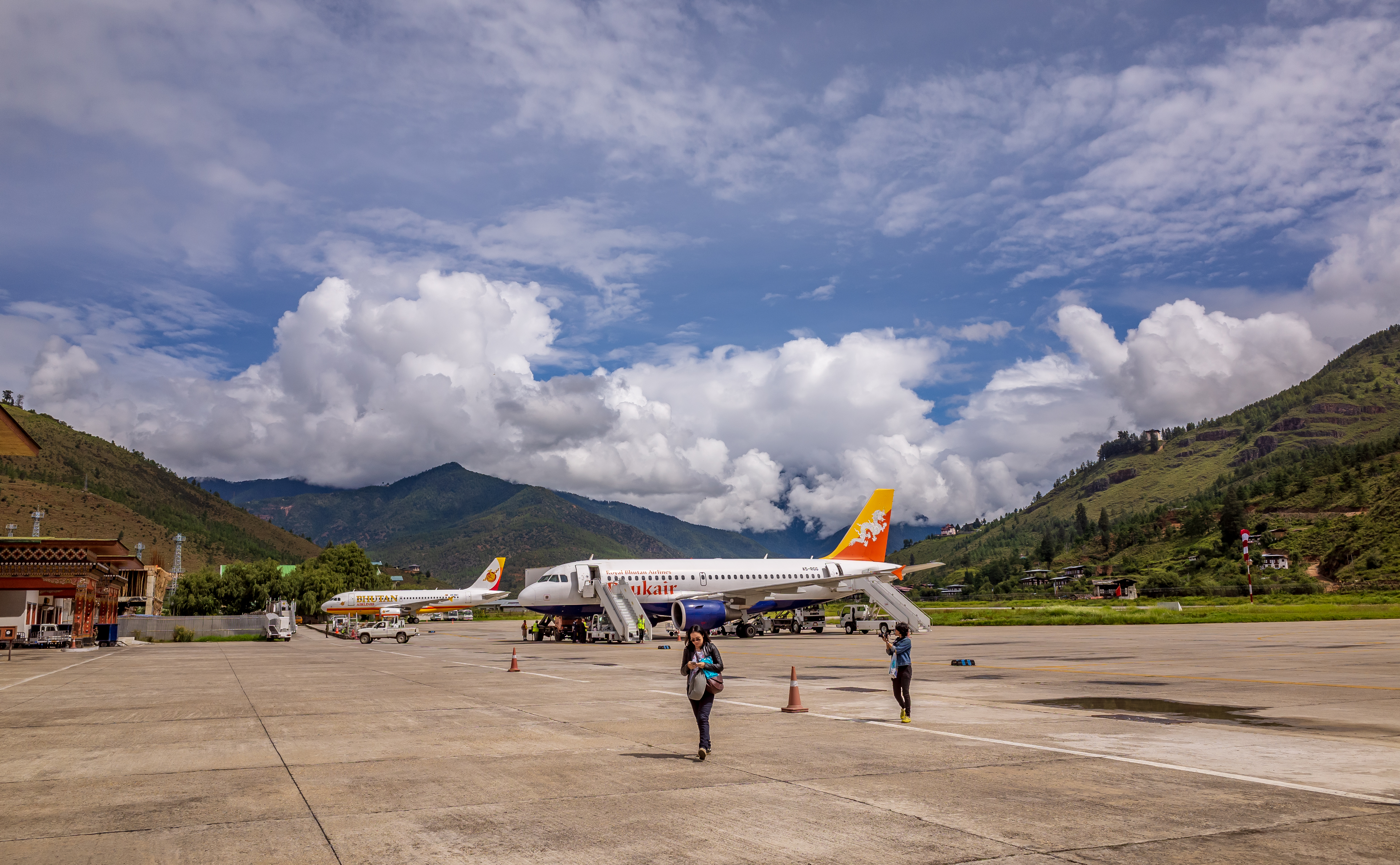 Flughafen Paro, Bhutan | Credit: iStock.com/ MC_Noppadol