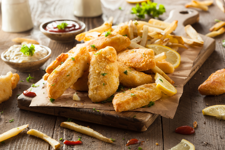 Knusprige Fisch und Chips | Credit: iStock.com/bhofack2