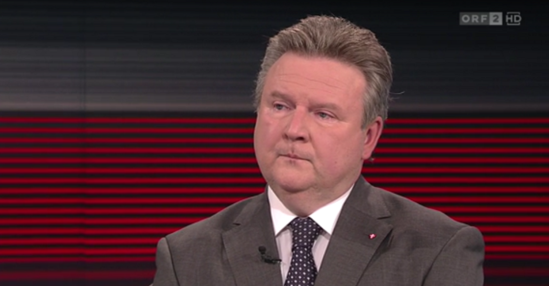 Bürgermeister Michael Ludwig im Studio der ORF-Sendung Report. Aufnahme aus der Sendung