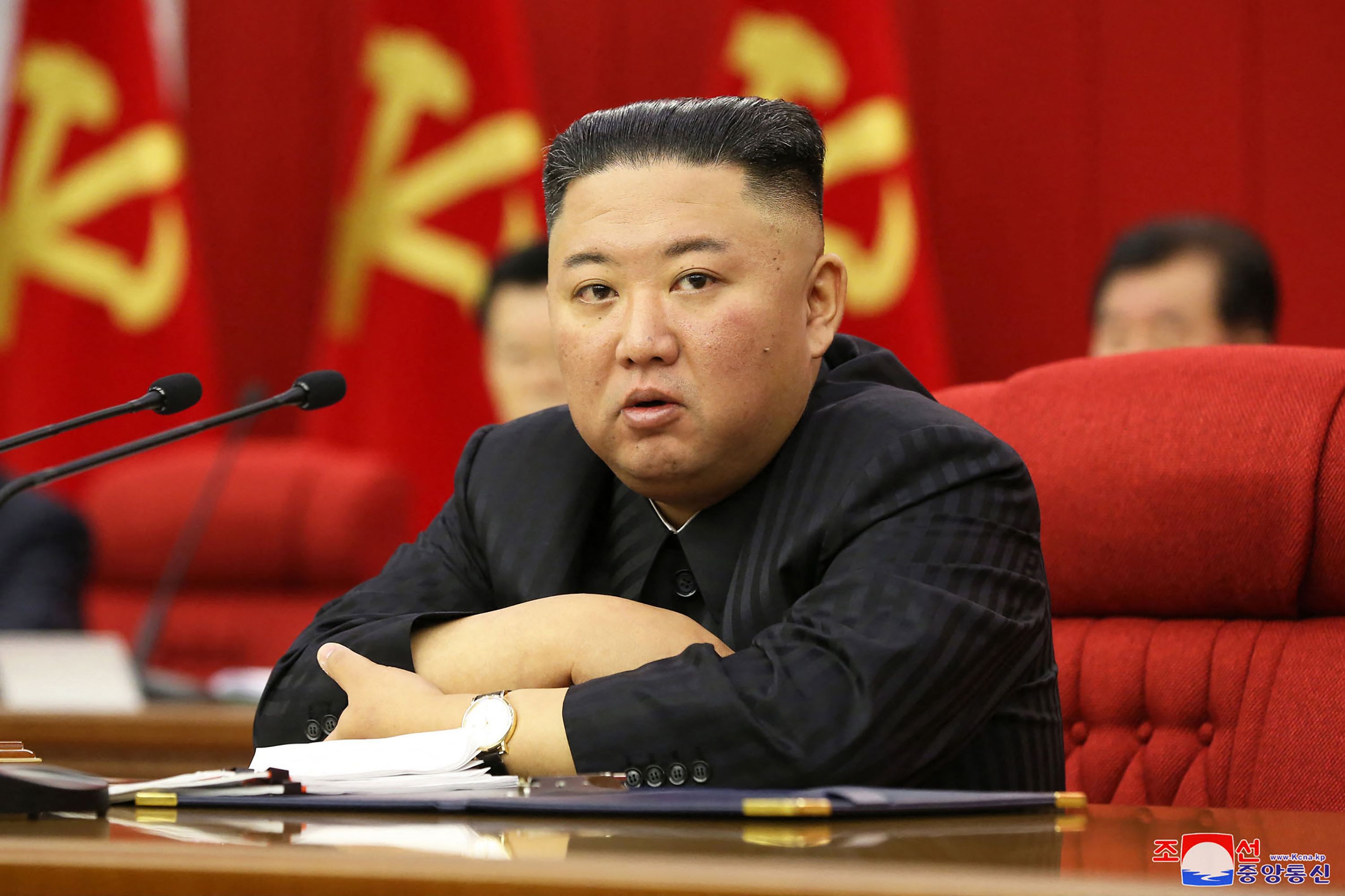 Kim Jong-Un im Sitzungssaal