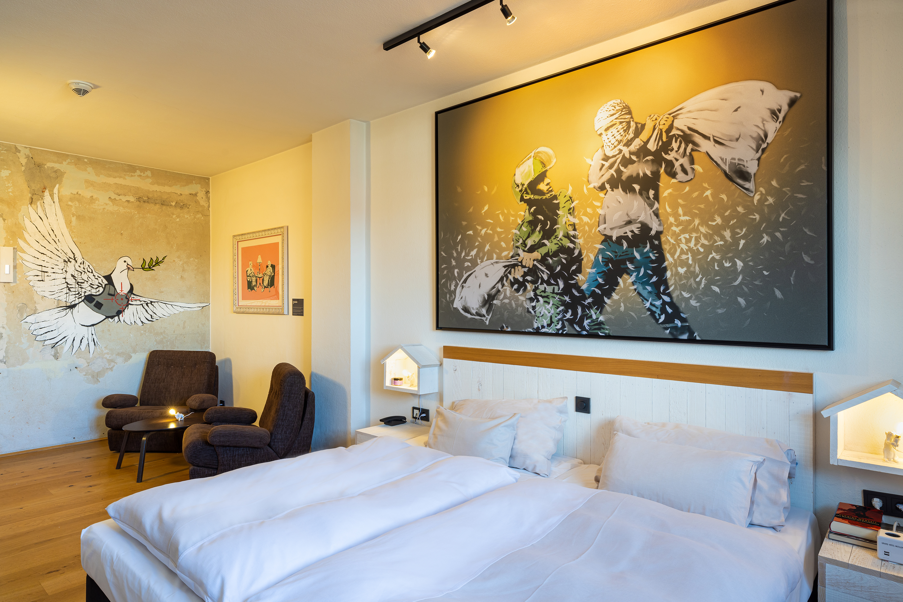 Zimmer im Banksy-Stil