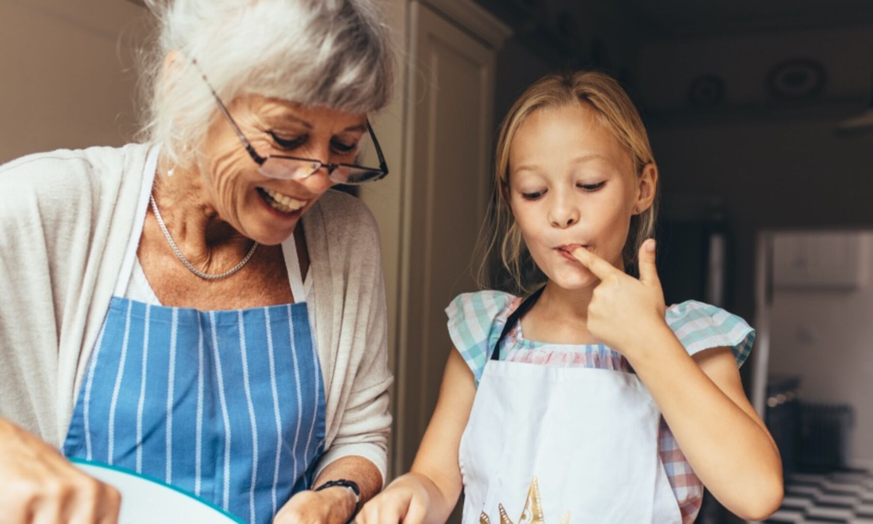 Zeit schenken | Credit: iStock.com/ jacoblund