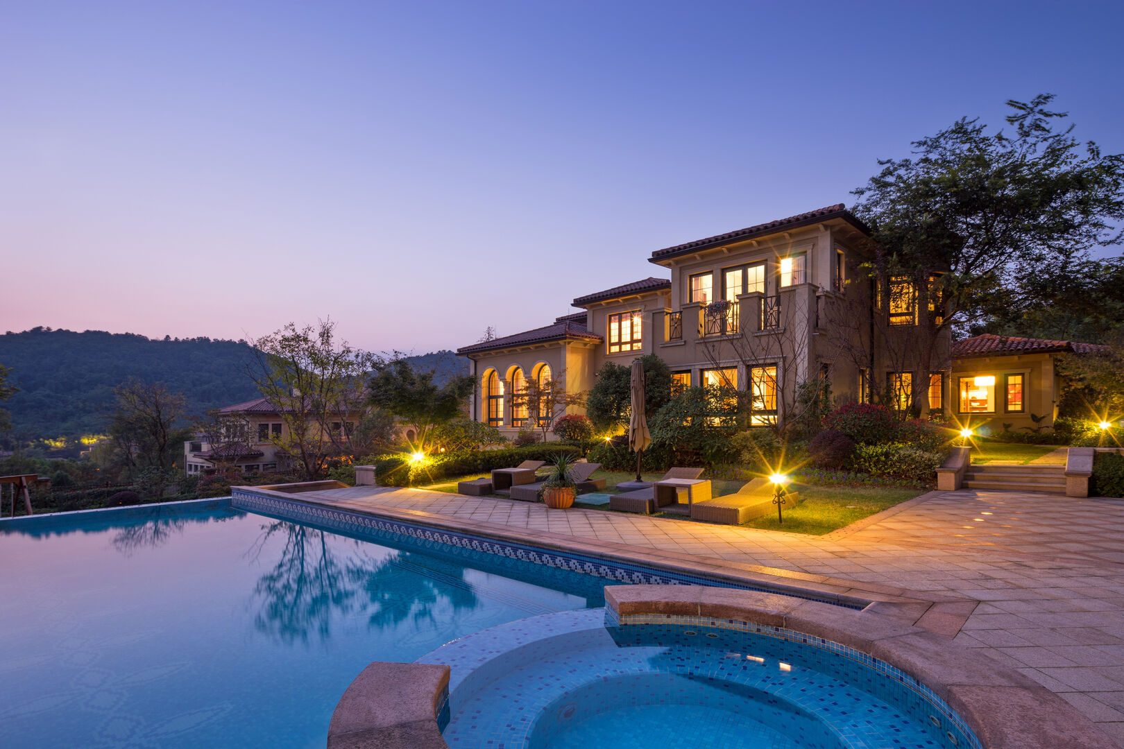 Traumurlaub im Ferienhaus | Credit: iStock.com/zhudifeng
