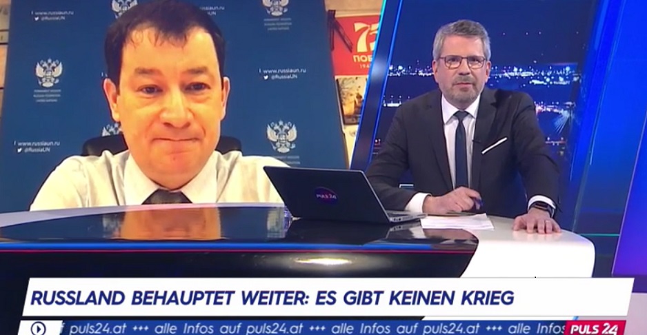 Der stellvertretende russische UN-Botschafter ist per Video ins Puls 24 News Studio zu Moderator Thomas Mohr zugeschalten.