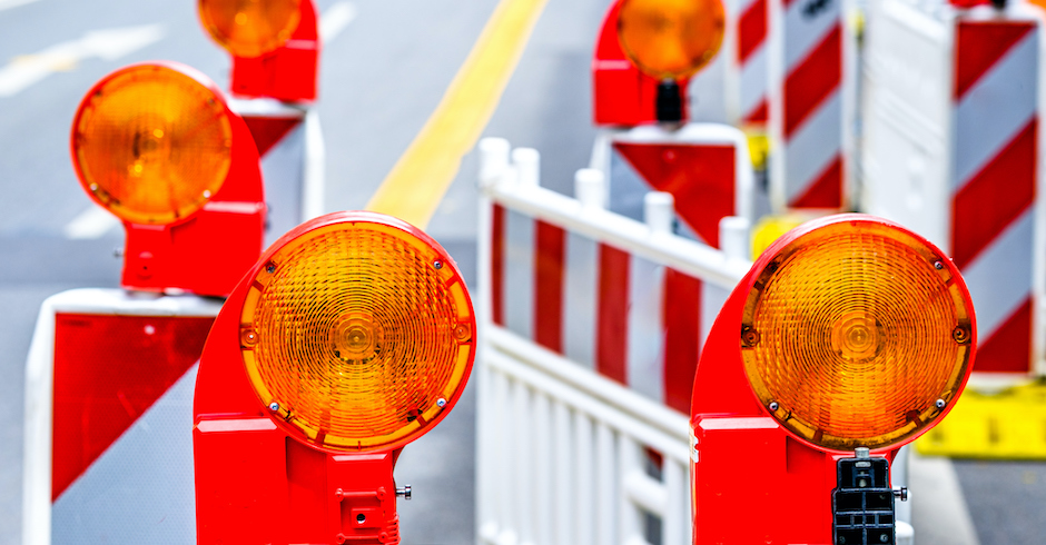 Verkehrsumleitung | Credit: iStock.com/FooTToo