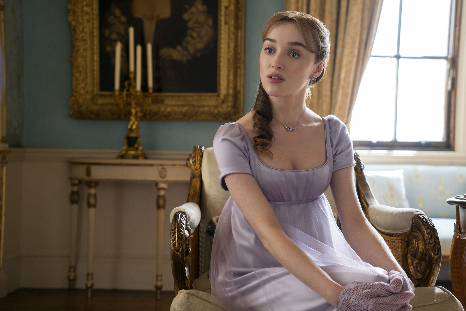 Daphne in der zweiten Staffel von Bridgerton.